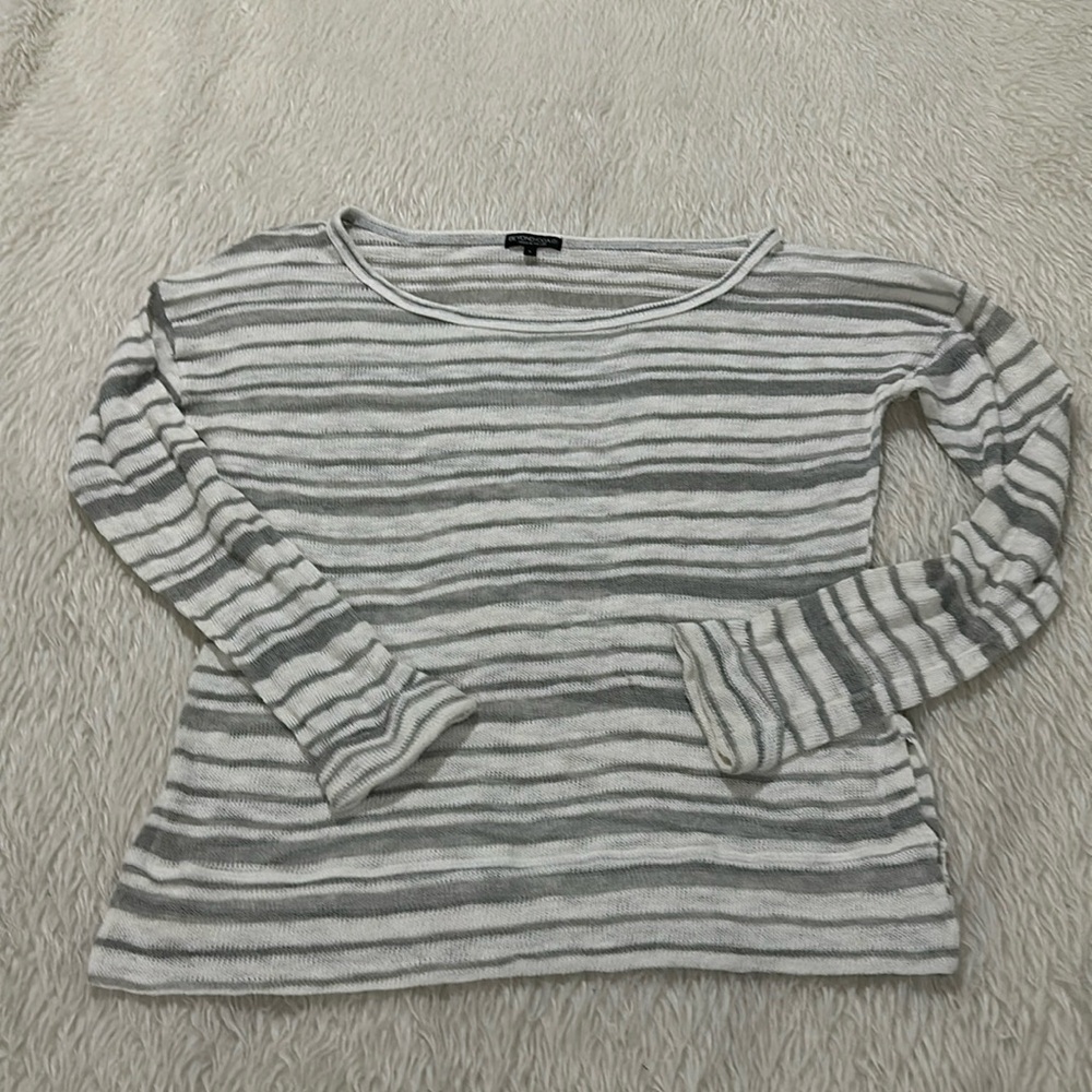 Beyond yoga white gray open knit top size small